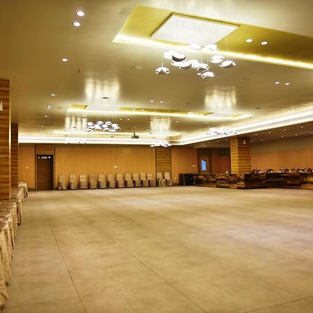 The Panchvati Hotel Rajkot Exteriör bild