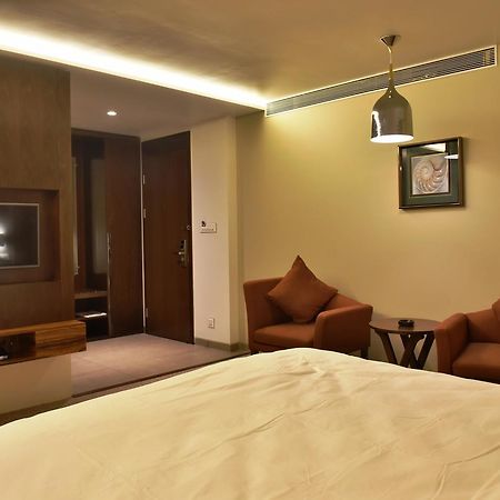 The Panchvati Hotel Rajkot Exteriör bild